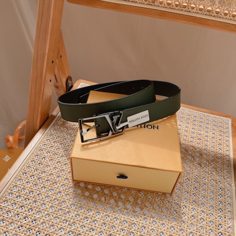 l0vis Vvtt0n belts